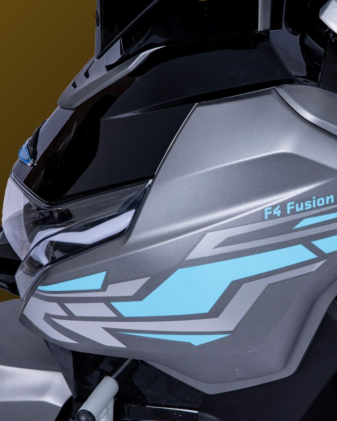 F4 FUSION